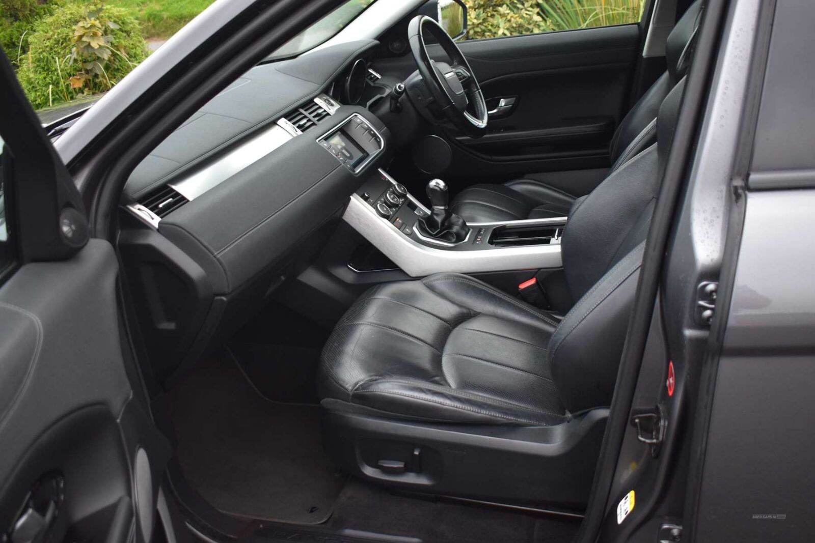 Mar 2016 Land Rover Range Rover Evoque 2.0 TD4 SE Tech 5dr