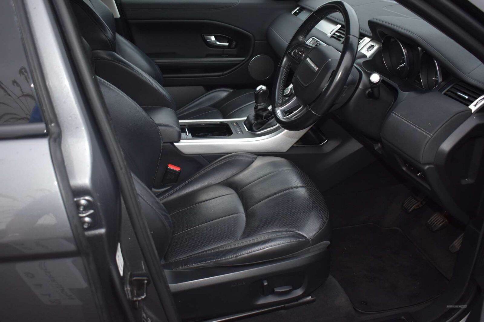 Mar 2016 Land Rover Range Rover Evoque 2.0 TD4 SE Tech 5dr