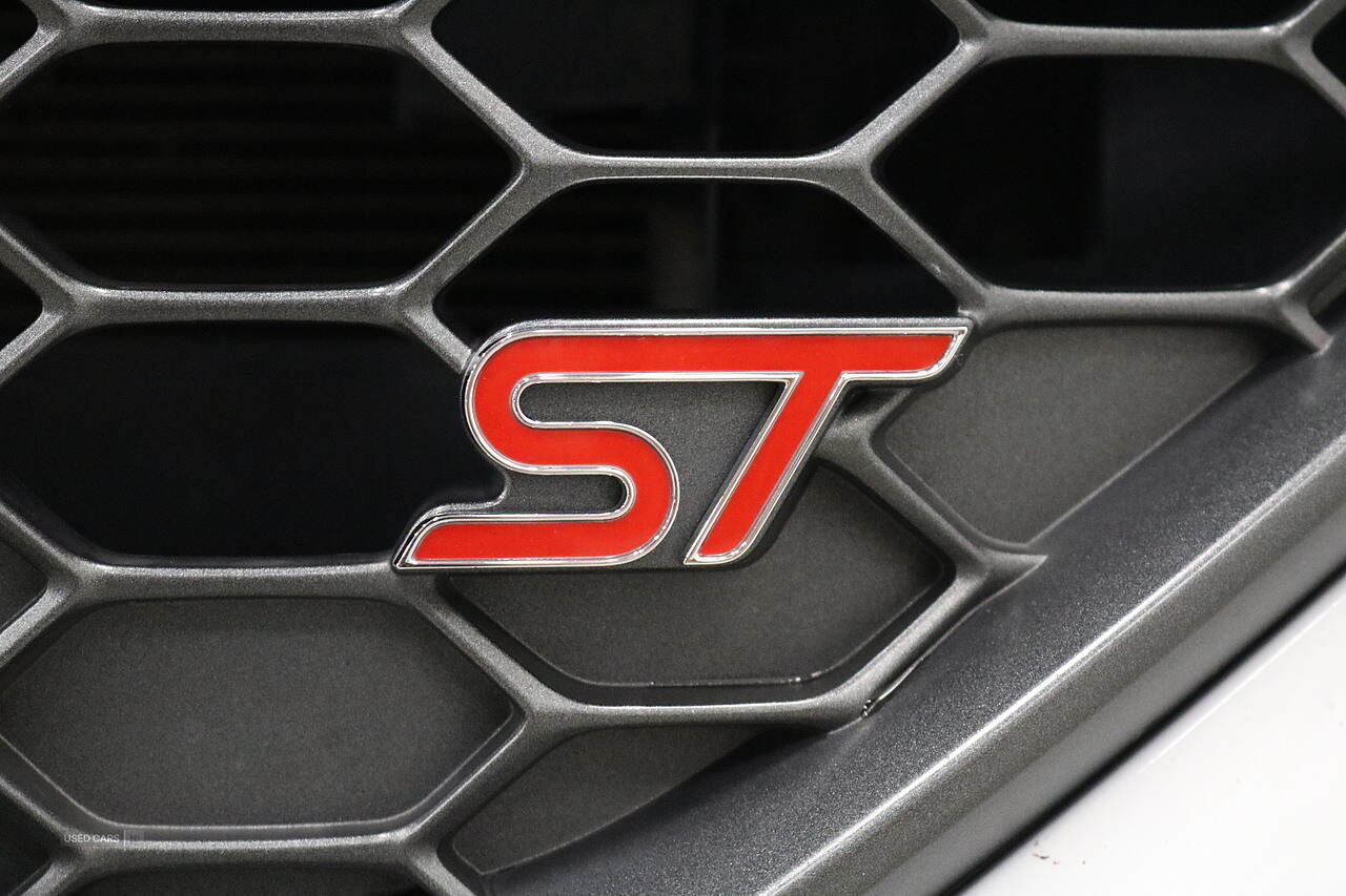 Sep 2022 Ford Fiesta 1.5 EcoBoost ST-2 Navigation 3dr