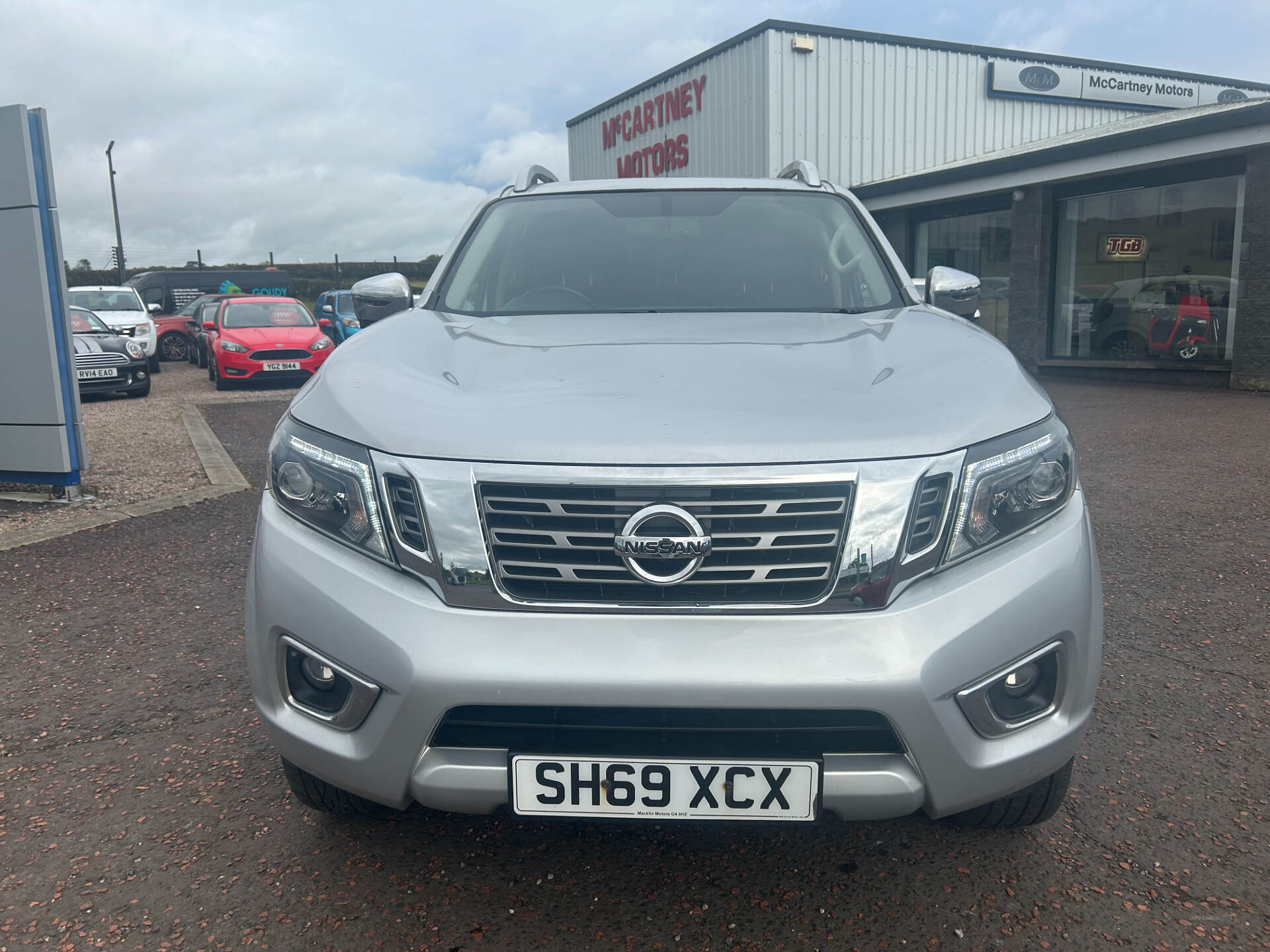 Nov 2019 Nissan Navara Double Cab Pick Up Tekna 2.3dCi 190 TT 4WD