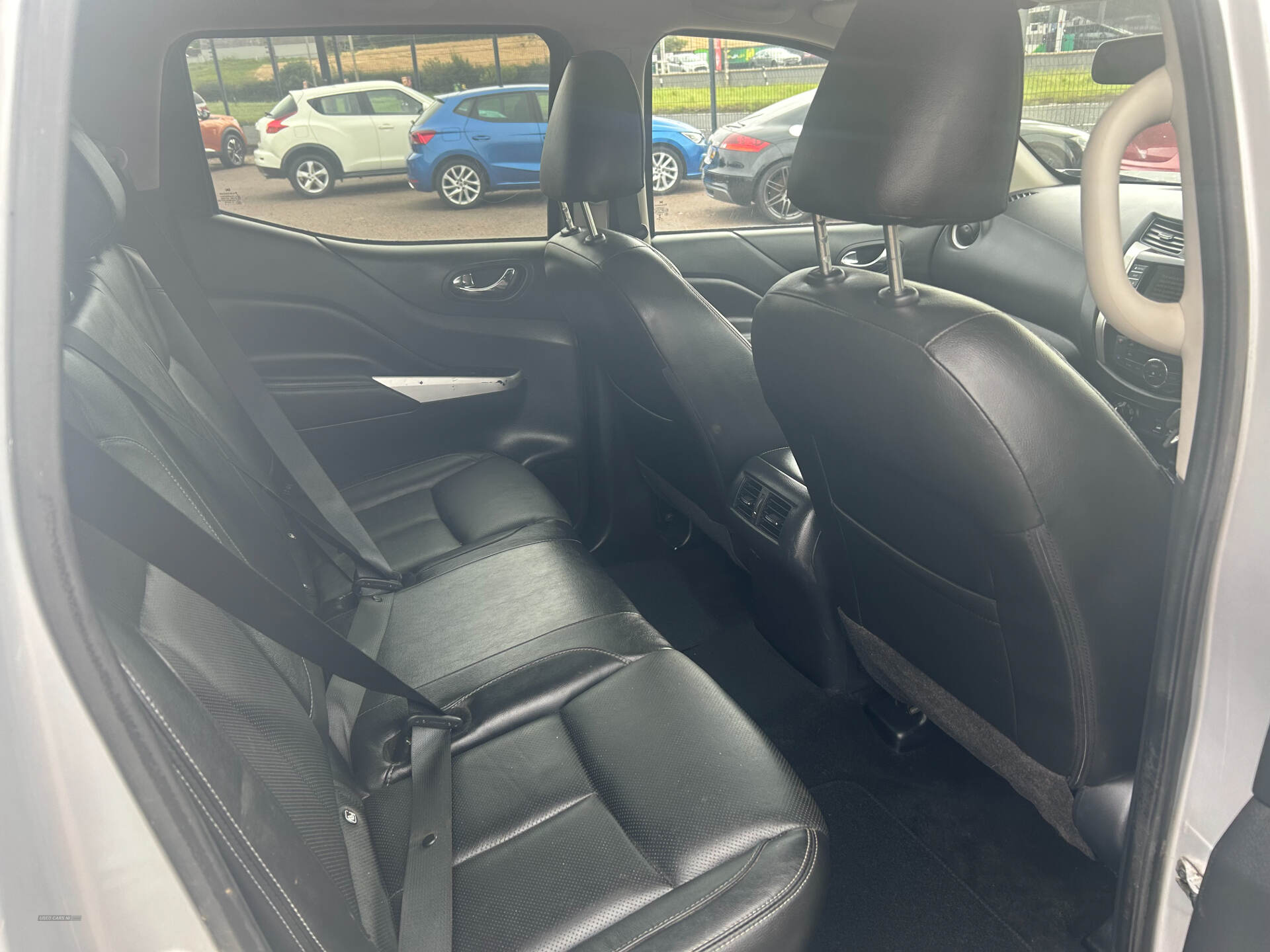 Nov 2019 Nissan Navara Double Cab Pick Up Tekna 2.3dCi 190 TT 4WD