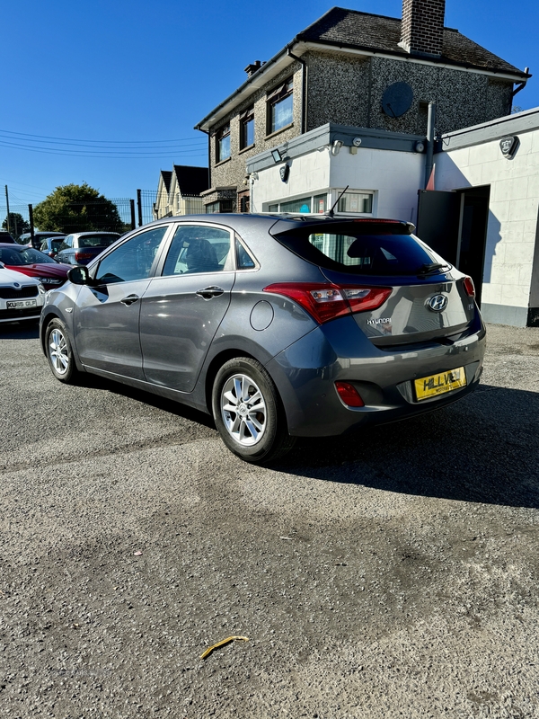 Hyundai i30 DIESEL HATCHBACK in Down