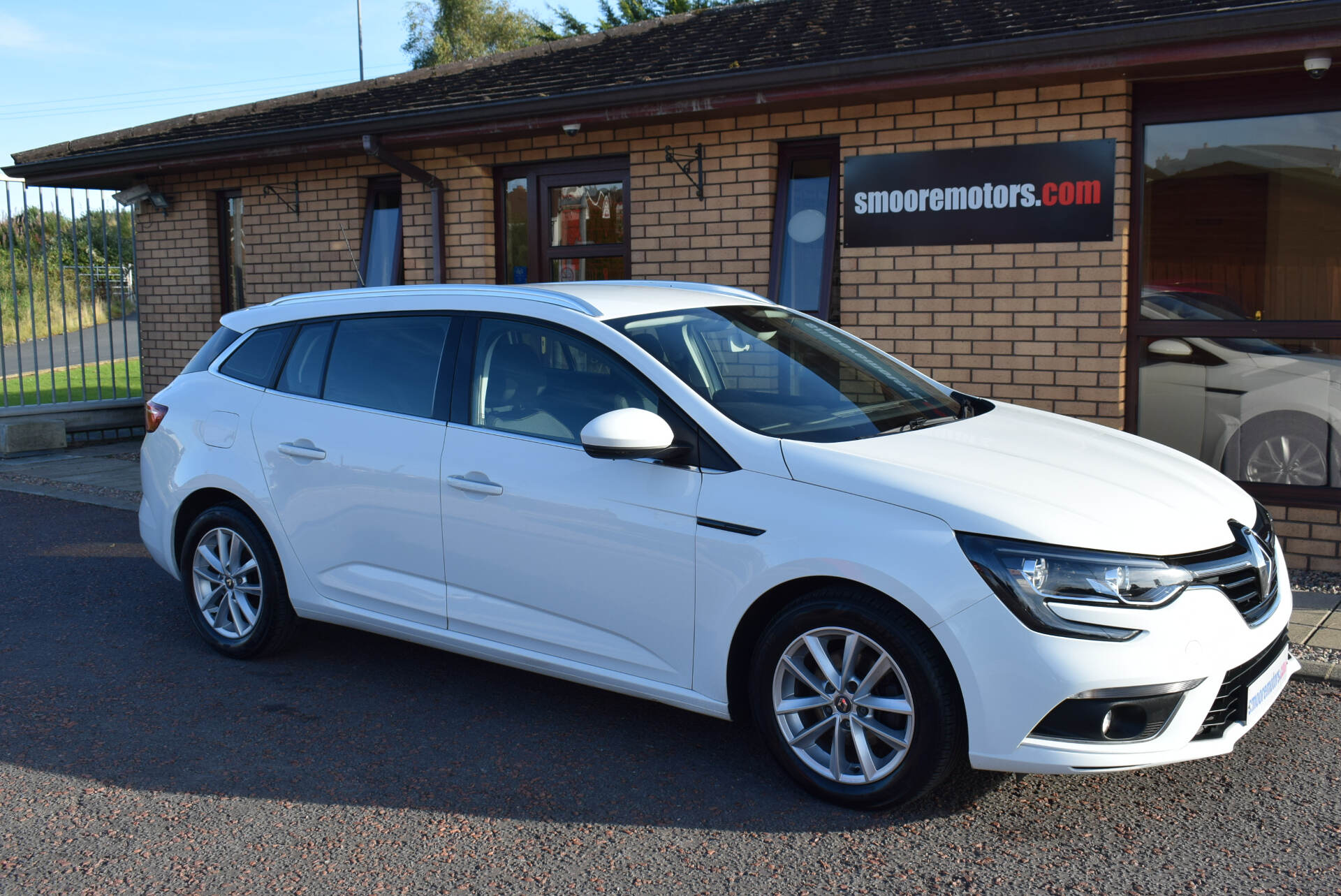 Renault Megane DIESEL SPORT TOURER in Antrim