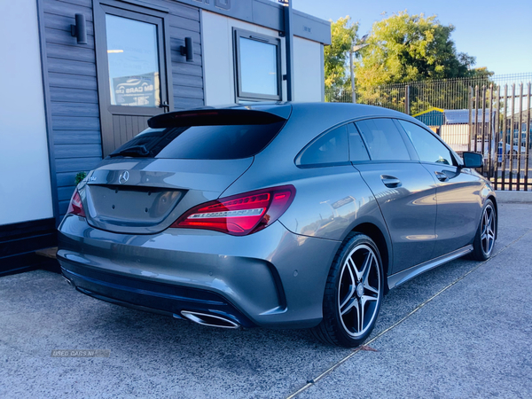 Mercedes CLA-Class DIESEL SHOOTING BRAKE in Down