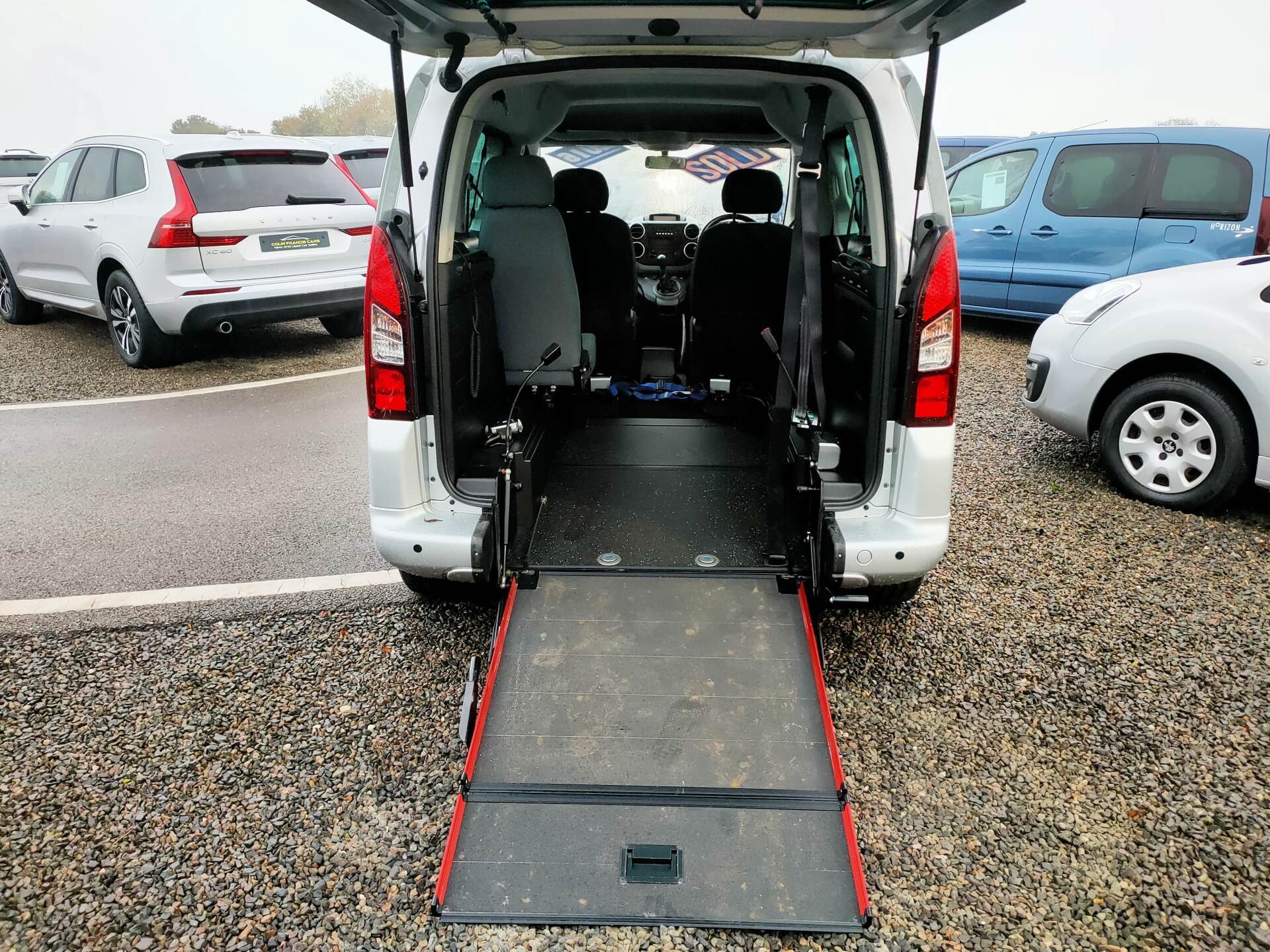 Aug 2016 Peugeot Partner Tepee 1.6 BlueHDi 100 Allure 5dr