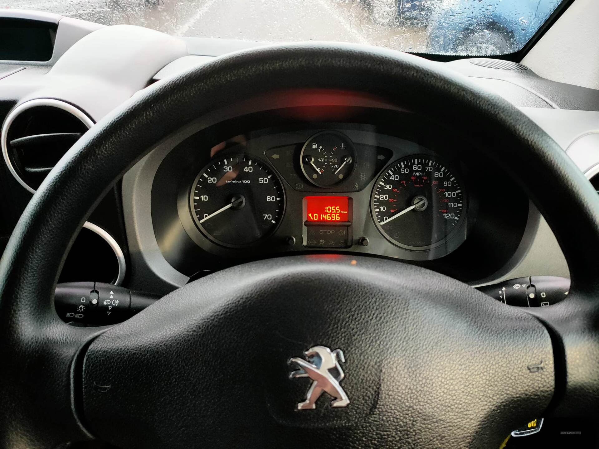 Aug 2016 Peugeot Partner Tepee 1.6 BlueHDi 100 Allure 5dr