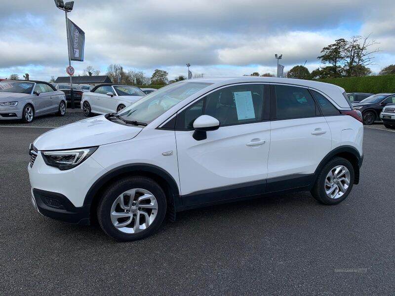 Aug 2020 Vauxhall Crossland X 1.5 Turbo D [102] Bus Ed Nav 5dr [S/S]