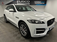 Jaguar F-Pace 2.0 R-SPORT 5d 178 BHP SAT NAV, R-SPORT BODY KIT in Down