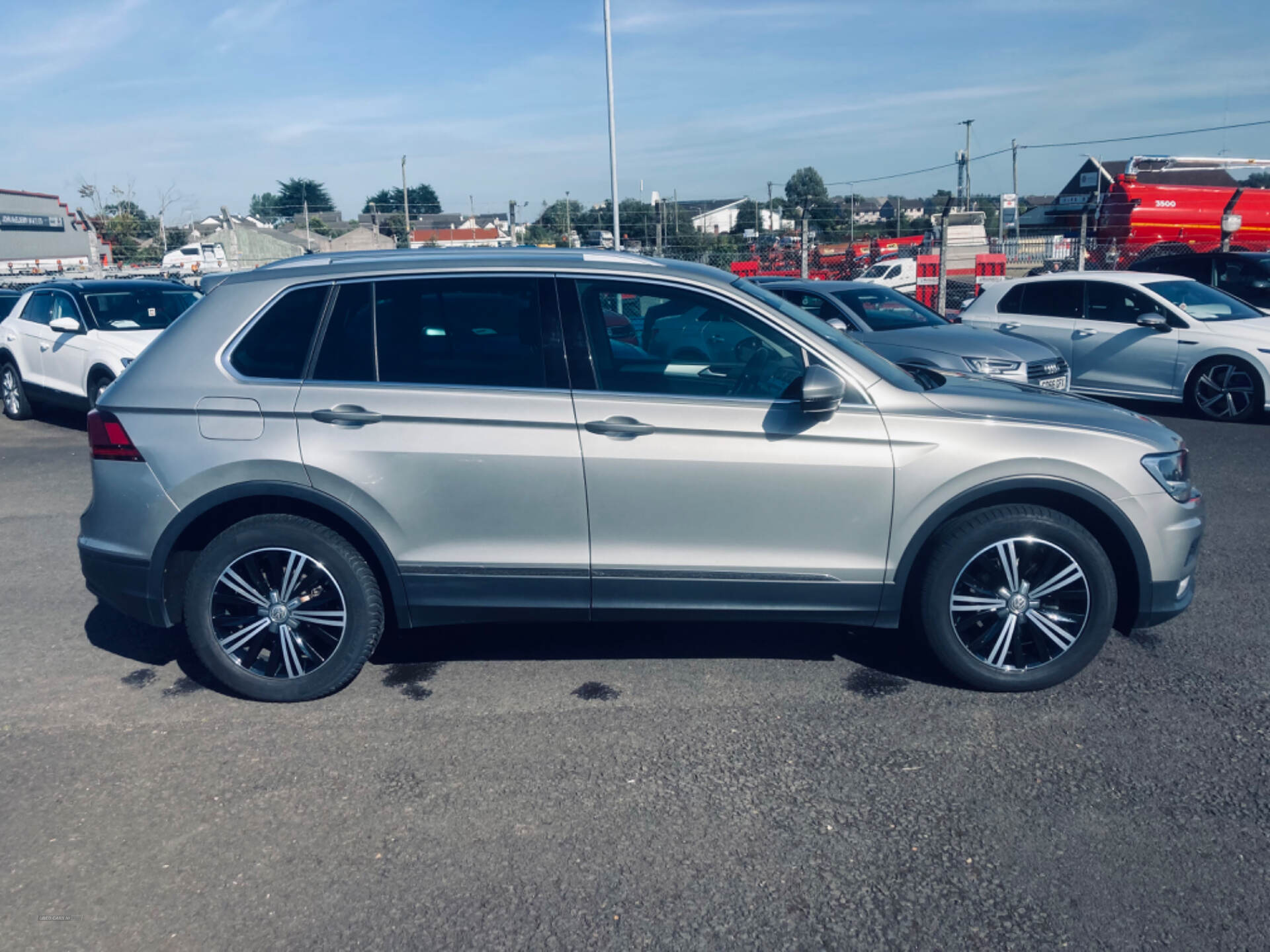 Volkswagen Tiguan DIESEL ESTATE in Antrim