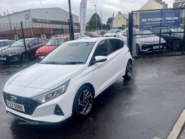 Hyundai i20 HATCHBACK in Down