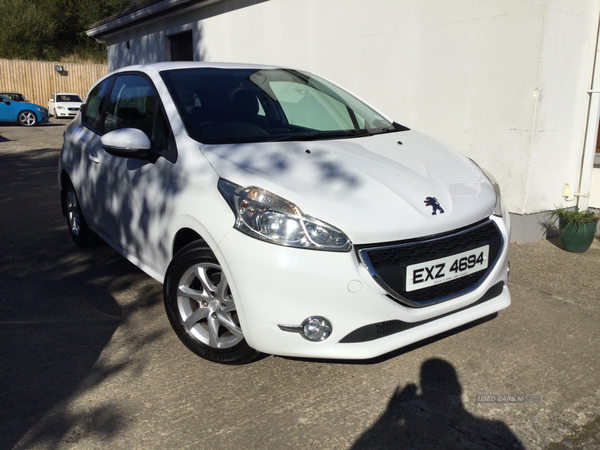 Peugeot 208 HATCHBACK in Derry / Londonderry