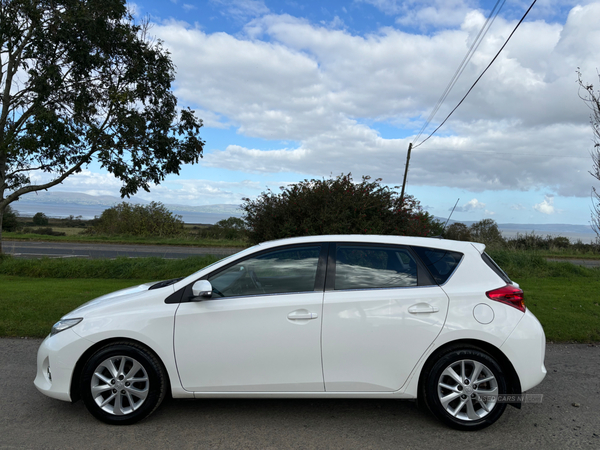 Toyota Auris DIESEL HATCHBACK in Derry / Londonderry