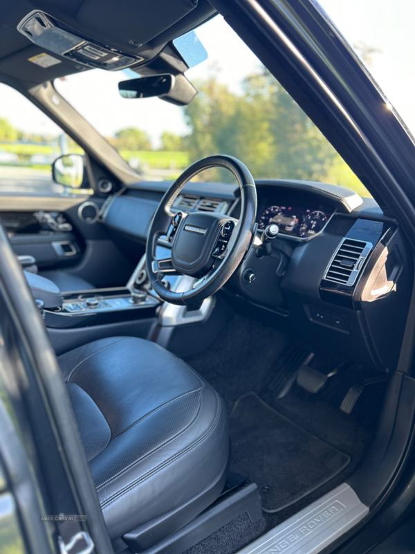 Land Rover Range Rover DIESEL ESTATE in Tyrone