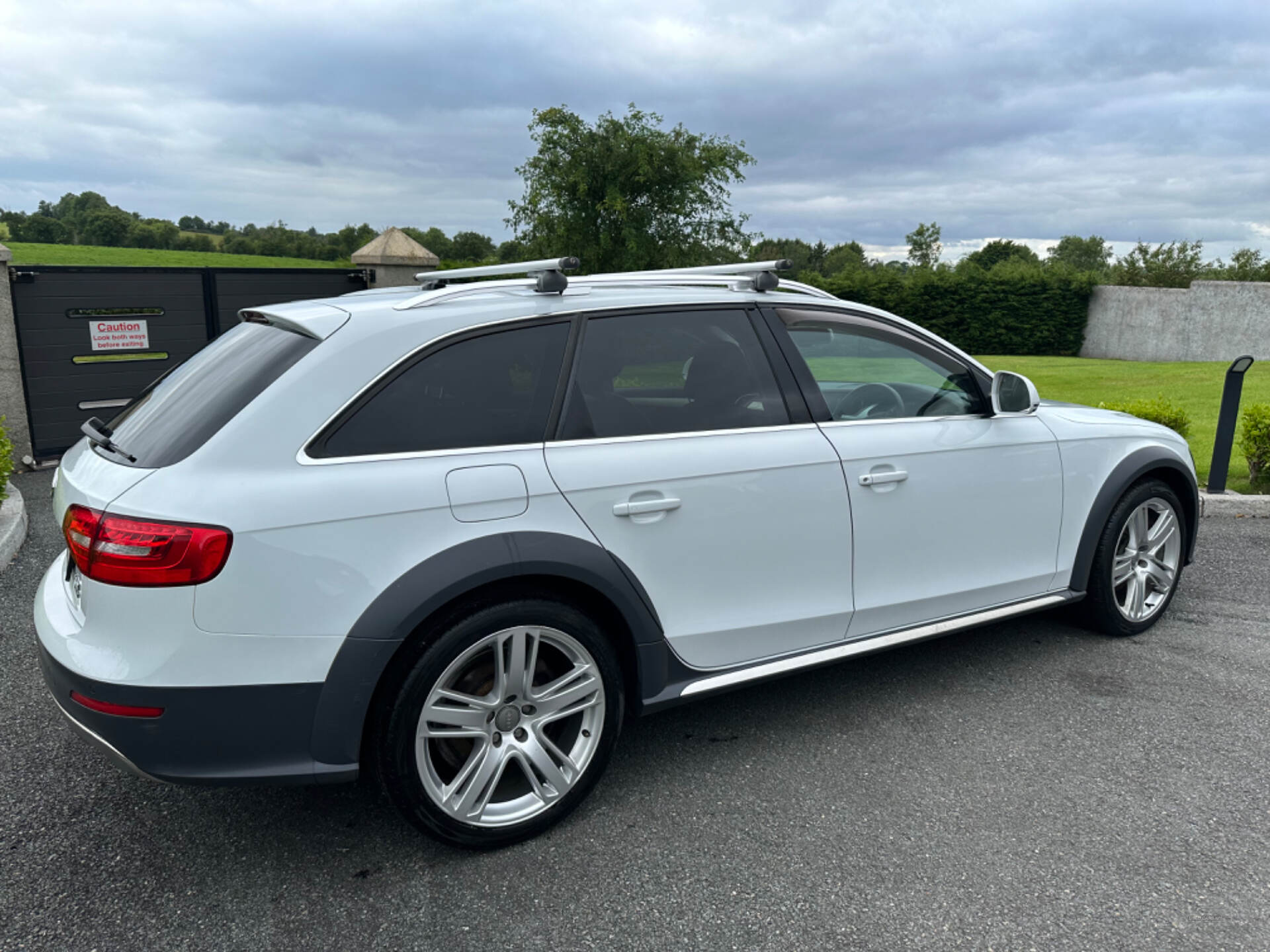 Apr 2015 Audi A4 2.0 TDI Quattro Sport 5dr S Tronic