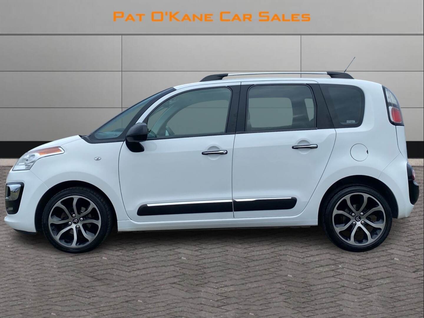 Citroen C3 Picasso DIESEL ESTATE in Derry / Londonderry