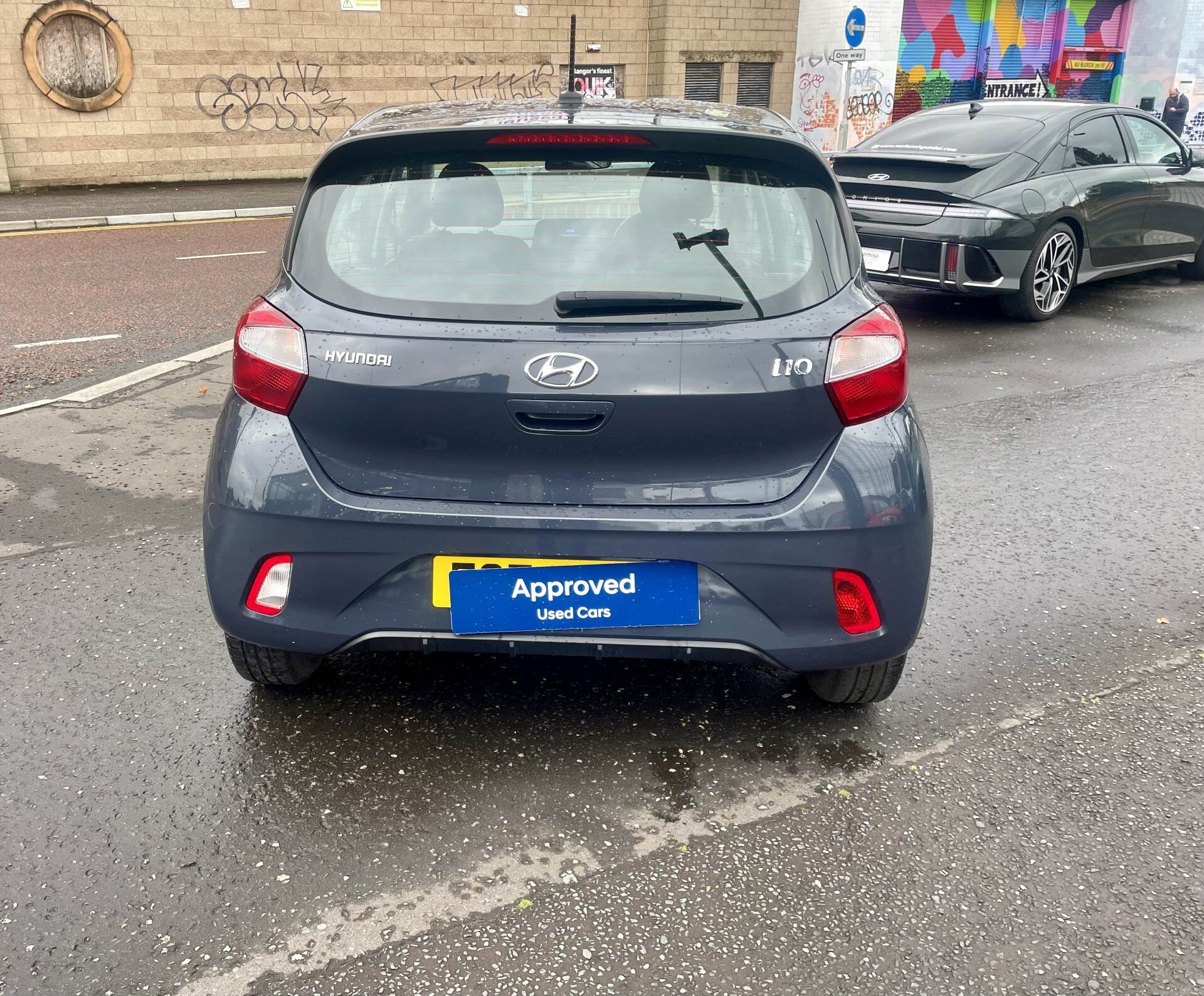 Hyundai i10 HATCHBACK in Down