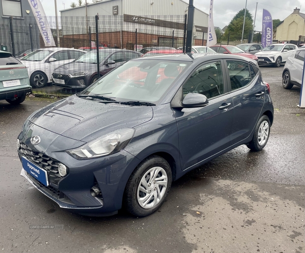 Hyundai i10 HATCHBACK in Down