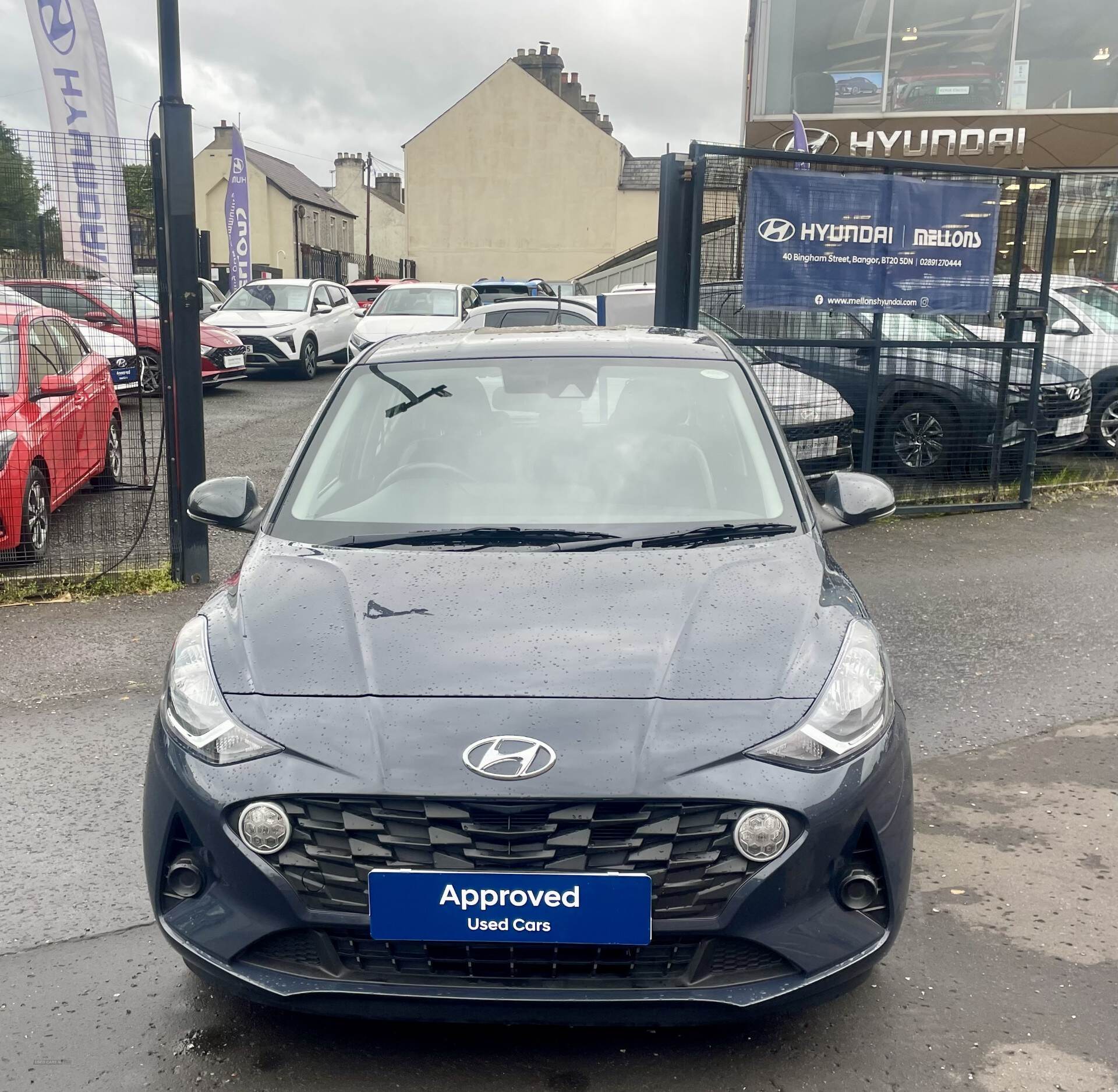 Hyundai i10 HATCHBACK in Down