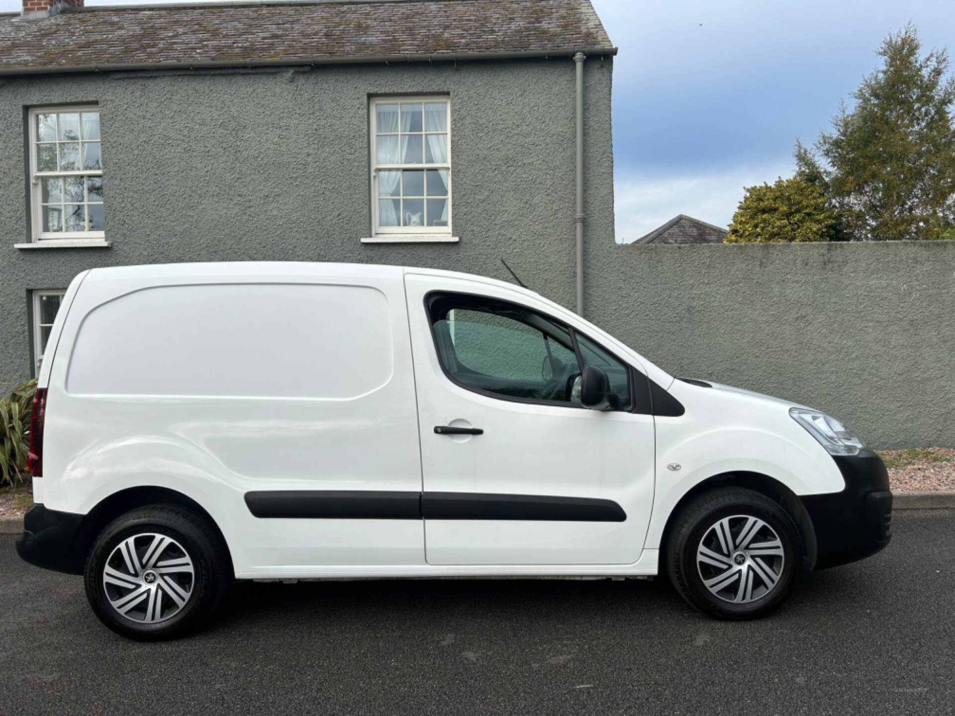 Peugeot Partner L1 DIESEL in Derry / Londonderry