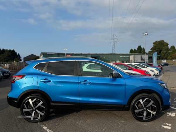 Nissan Qashqai DIESEL HATCHBACK in Down