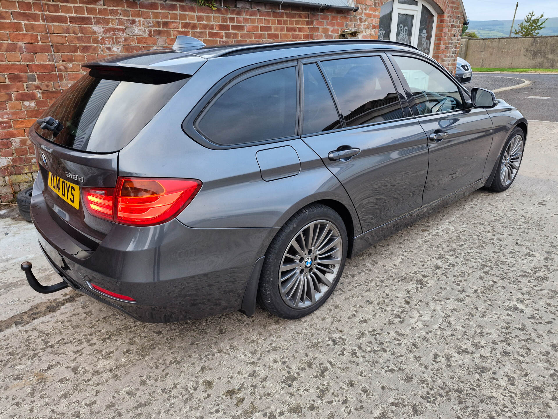 BMW 3 Series DIESEL TOURING in Derry / Londonderry