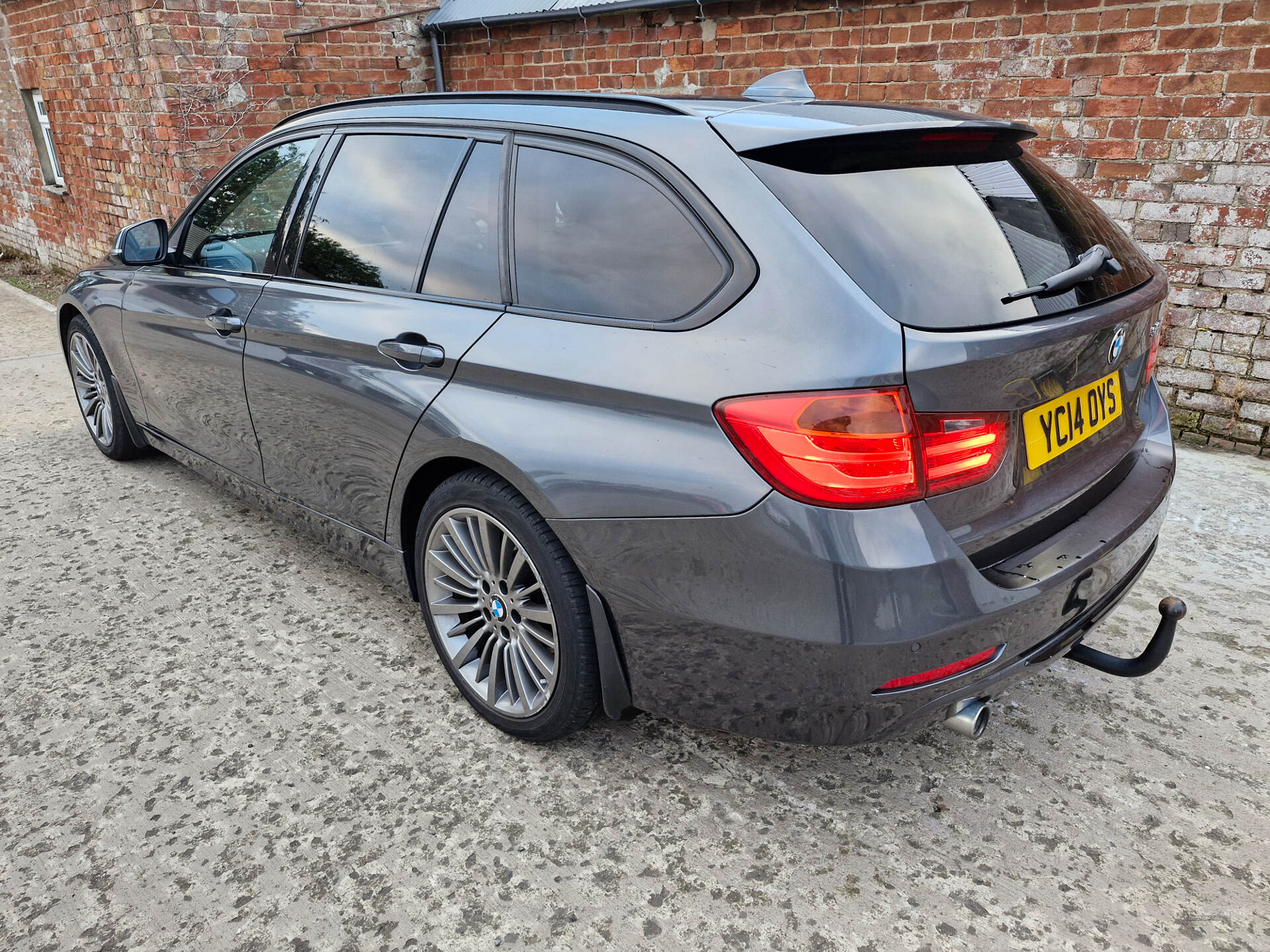 BMW 3 Series DIESEL TOURING in Derry / Londonderry