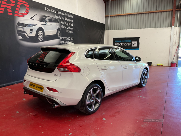 Volvo V40 DIESEL HATCHBACK in Antrim