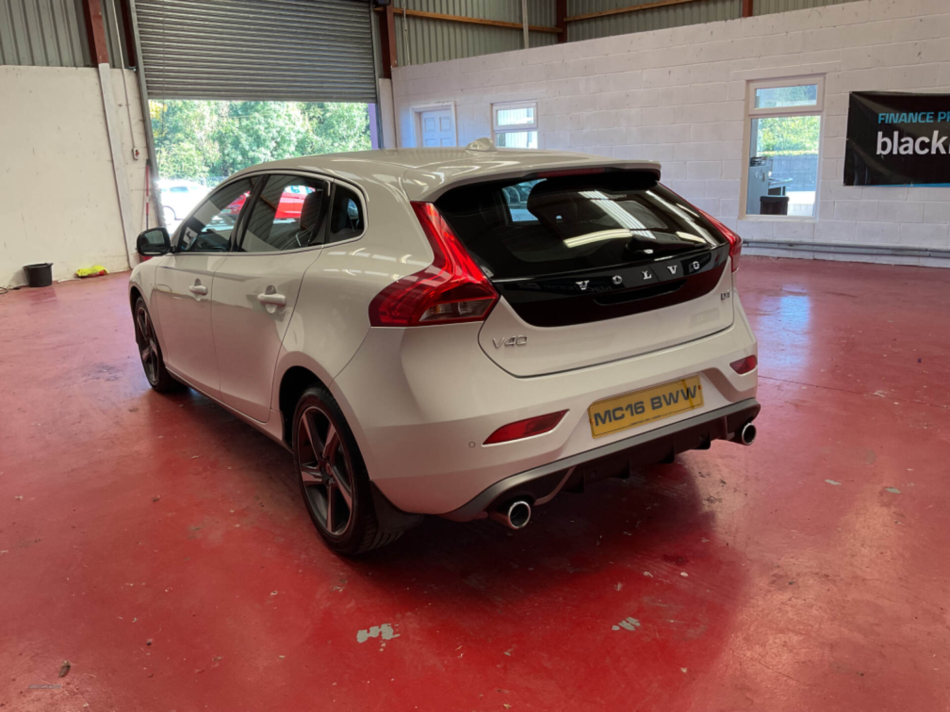 Volvo V40 DIESEL HATCHBACK in Antrim