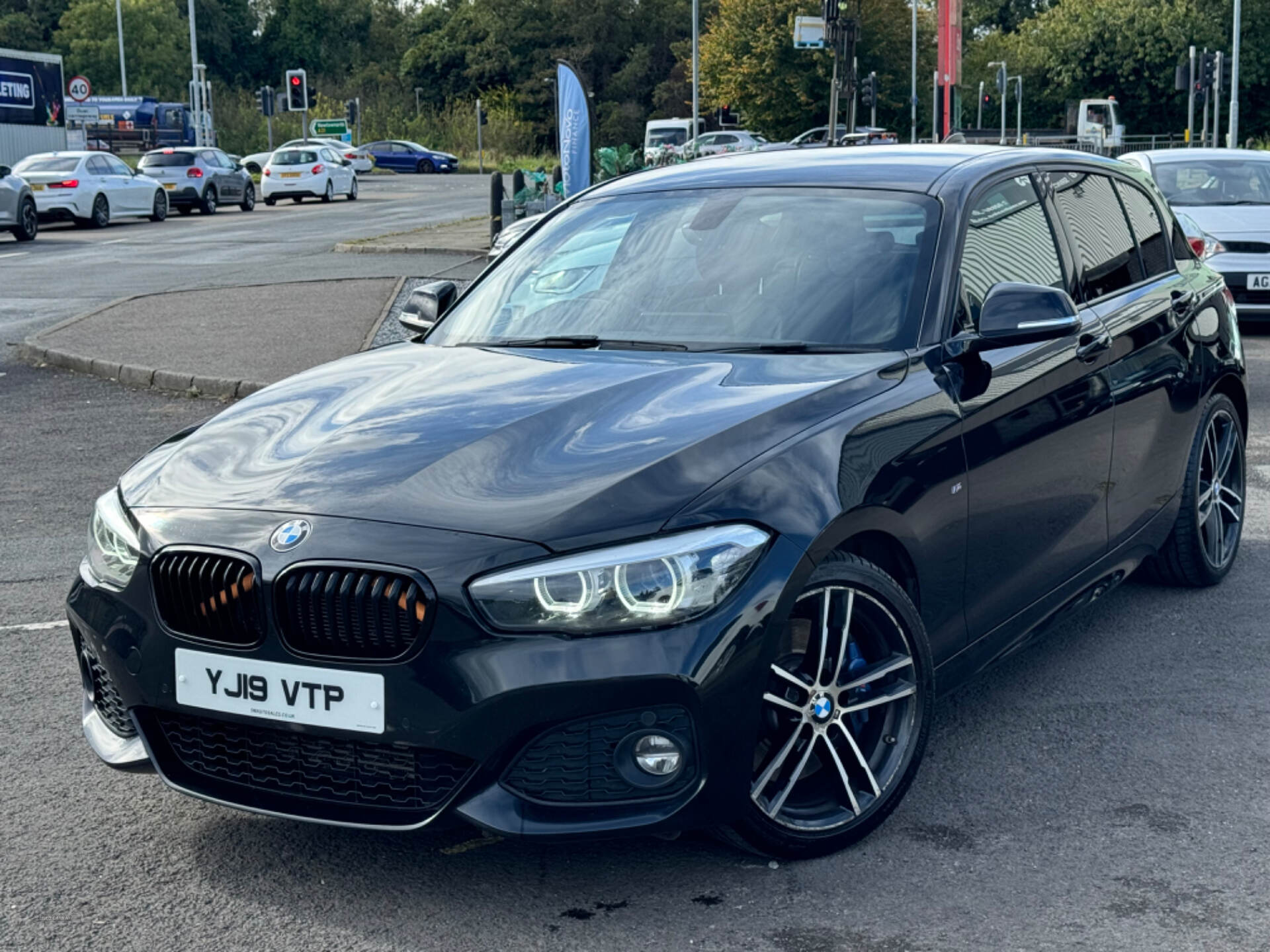 BMW 1 Series HATCHBACK SPECIAL EDITION in Down