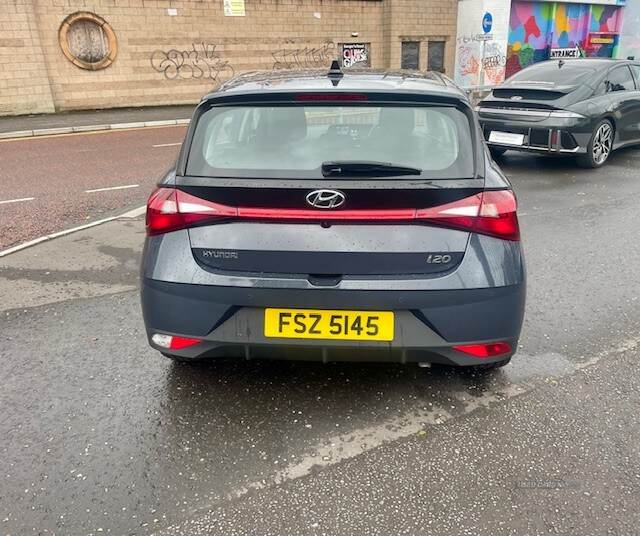 Hyundai i20 HATCHBACK in Down