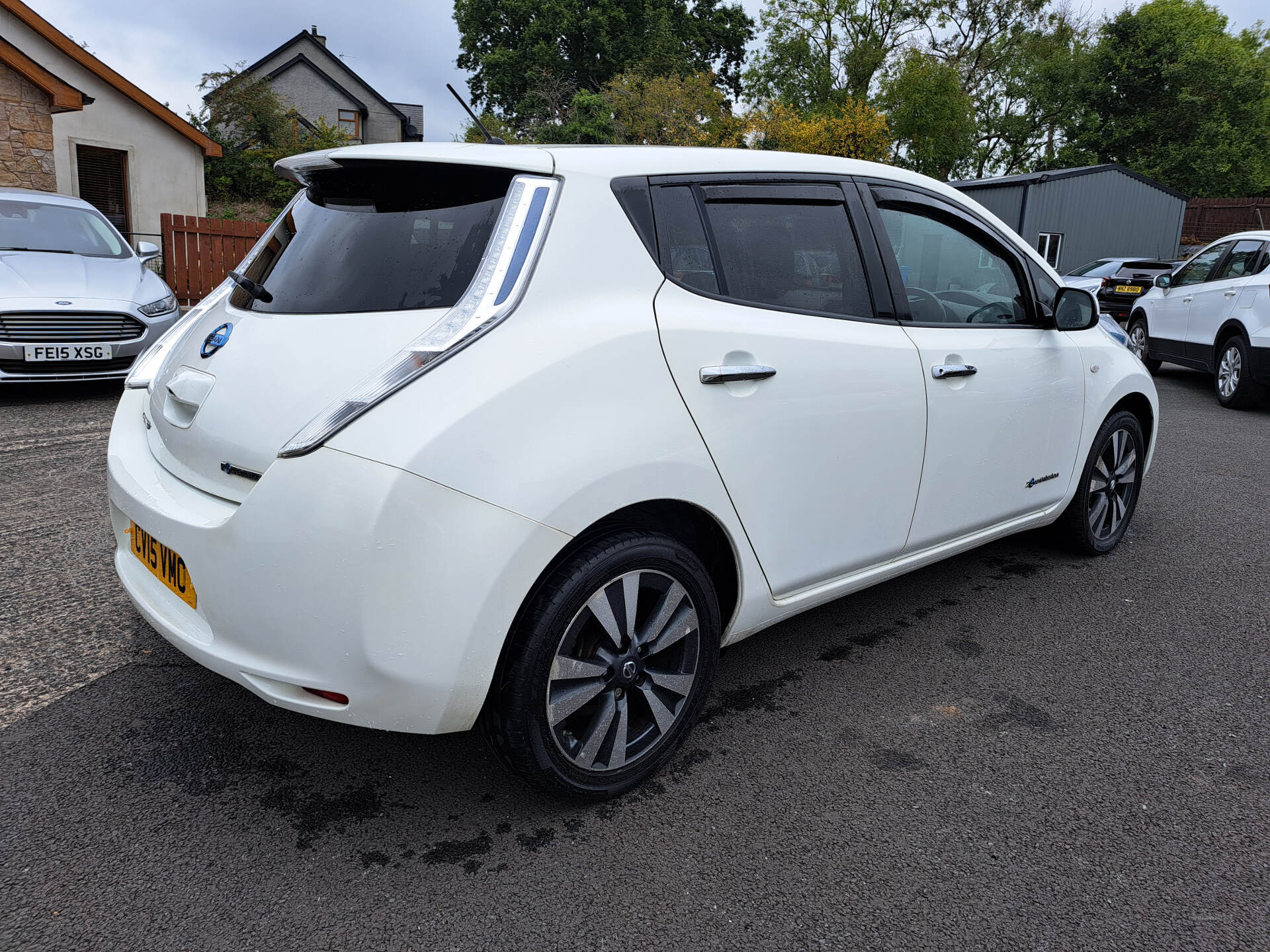 Nissan LEAF HATCHBACK in Antrim