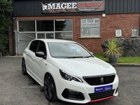 Peugeot 308 PureTech GTi in Down