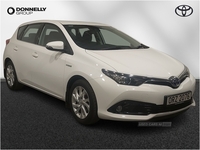 Toyota Auris 1.8 Hybrid Icon Tech TSS 5dr CVT in Derry / Londonderry