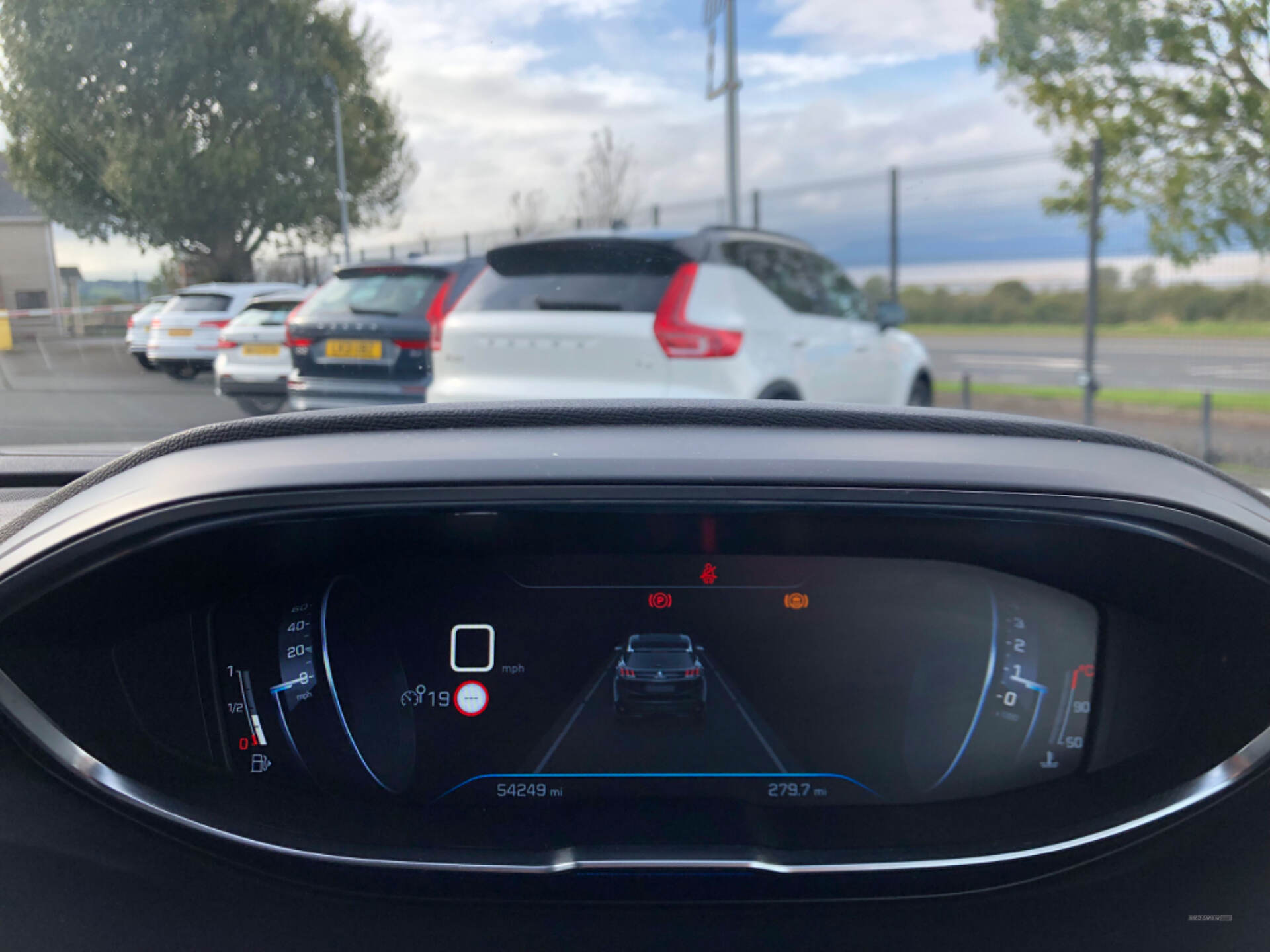 Peugeot 3008 DIESEL ESTATE in Derry / Londonderry