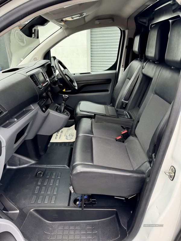 Citroen Dispatch M DIESEL in Down