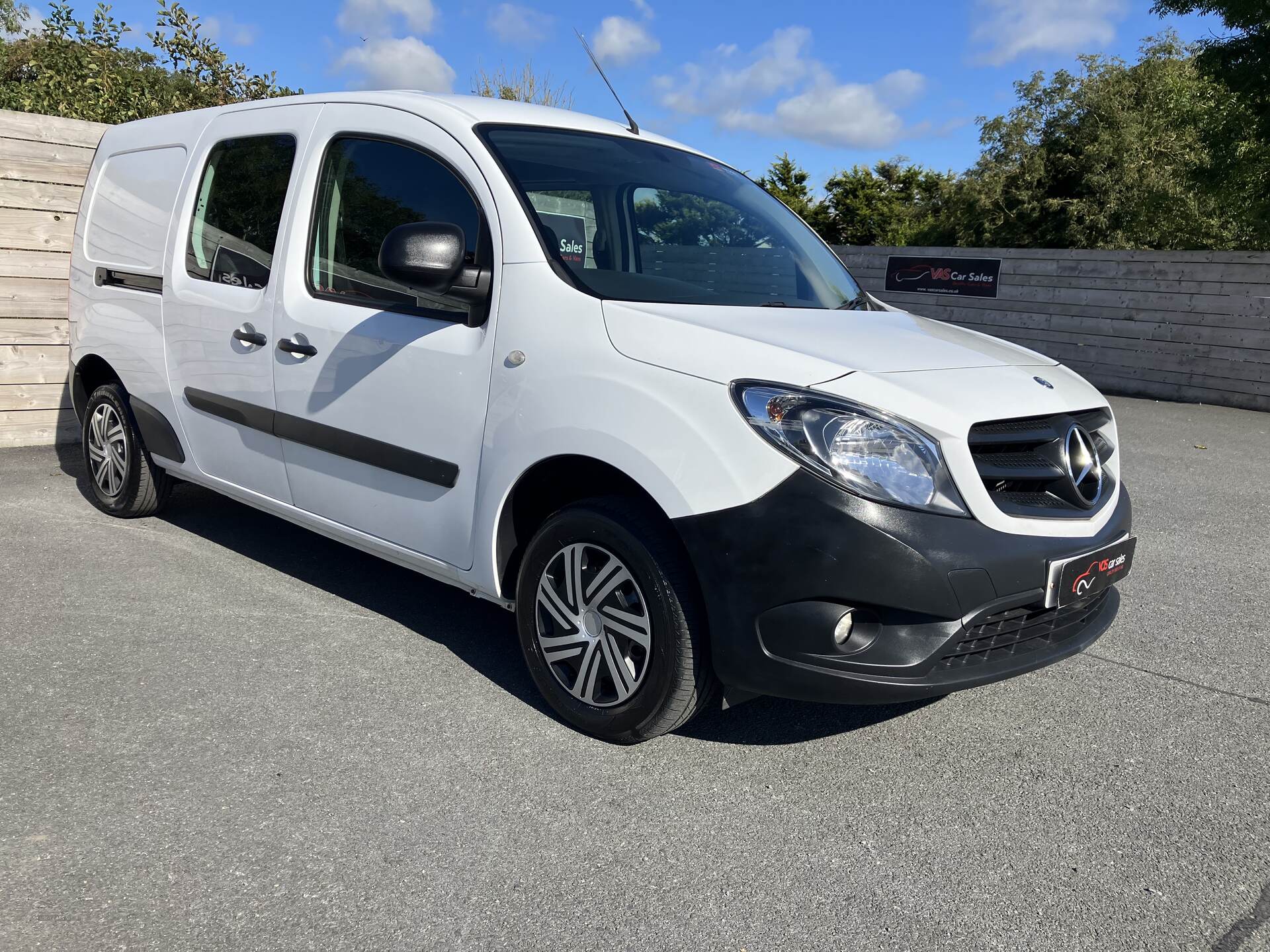 Mercedes Citan EXTRA LONG DIESEL in Down