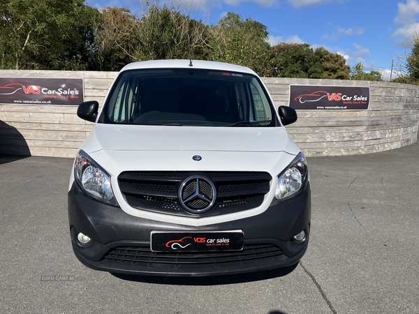 Mercedes Citan EXTRA LONG DIESEL in Down