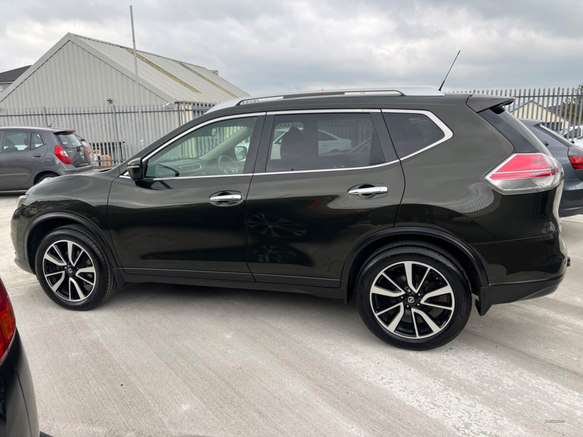 Nissan X-Trail DIESEL STATION WAGON in Antrim