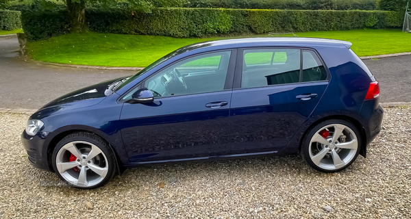 Volkswagen Golf DIESEL HATCHBACK in Derry / Londonderry