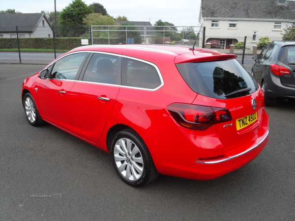 Vauxhall Astra SPORTS TOURER in Derry / Londonderry