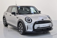 MINI Hatch 5-Door Hatch Cooper Exclusive in Derry / Londonderry