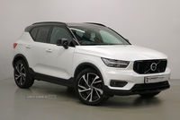 Volvo XC40 h T5 Twin Engine R-Design Pro in Down