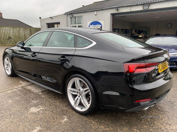 Audi A5 DIESEL SPORTBACK in Down