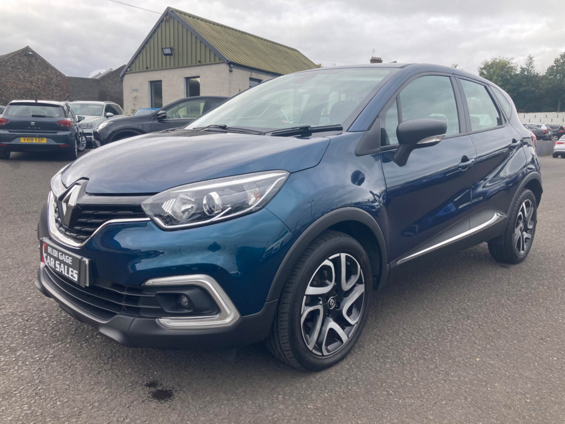 Renault Captur DIESEL HATCHBACK in Antrim