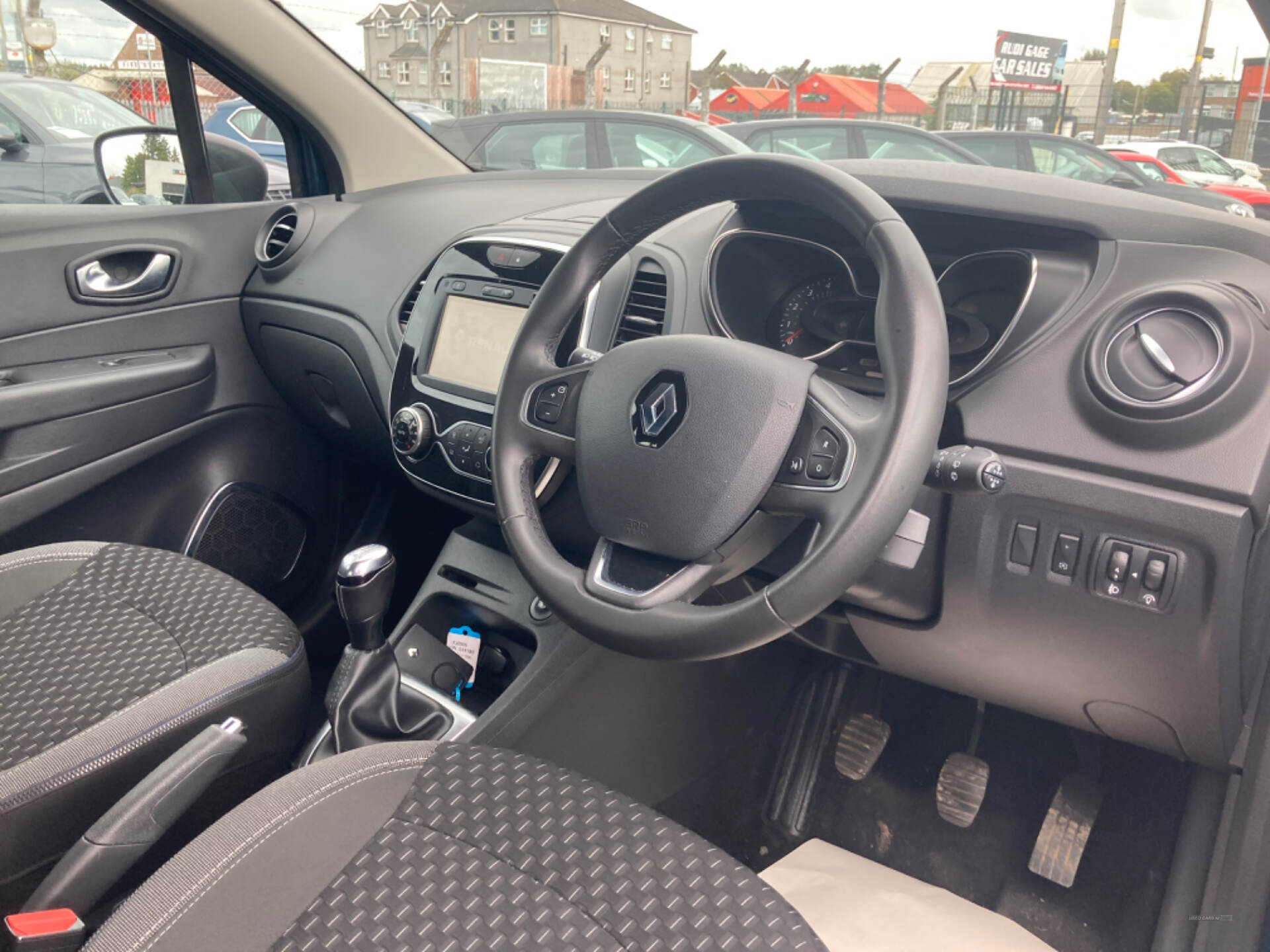 Renault Captur DIESEL HATCHBACK in Antrim