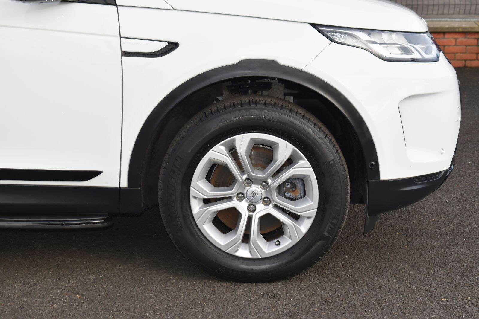 Sep 2021 Land Rover Discovery Sport 2.0 D165 S 5dr 2WD