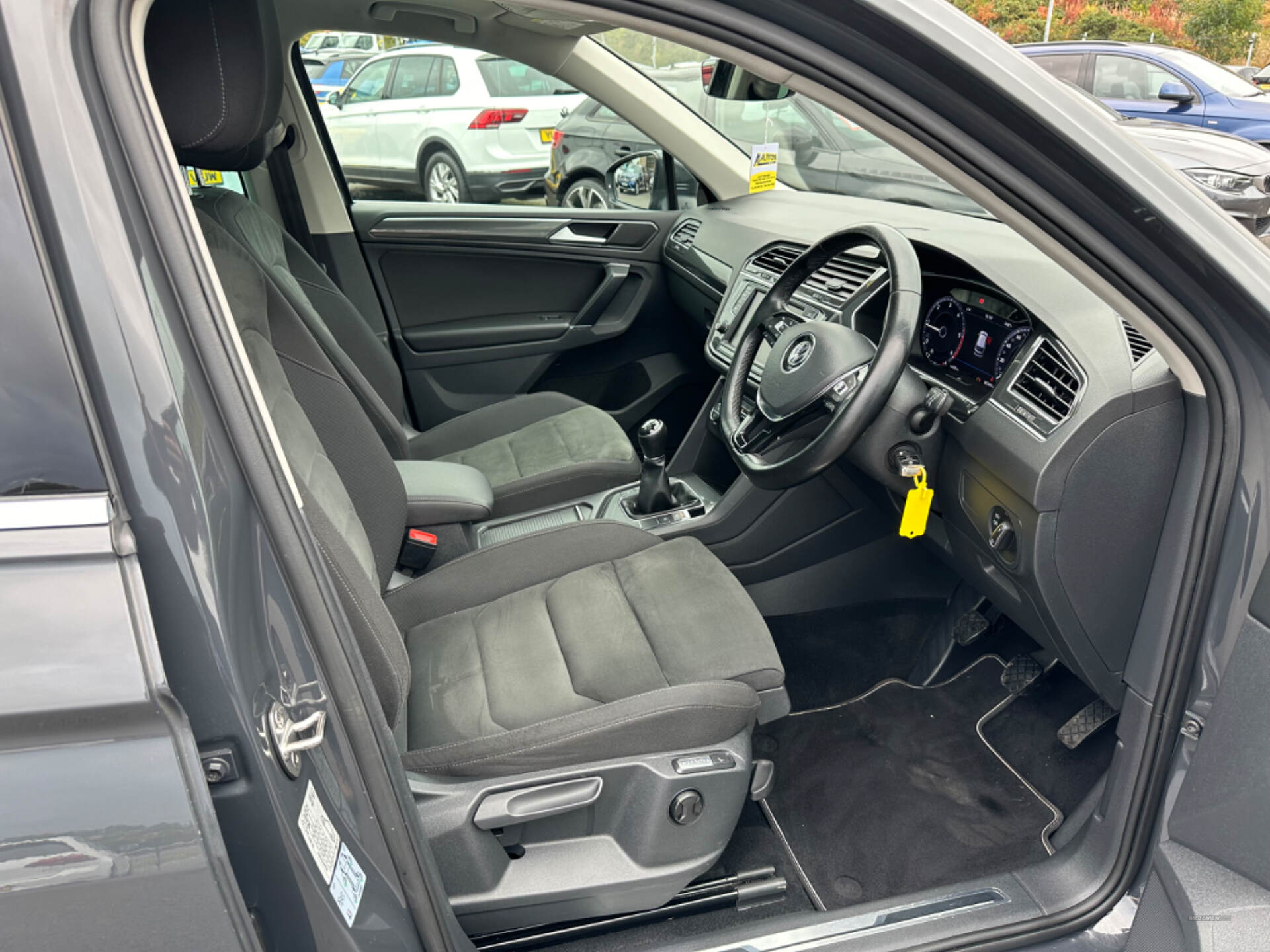 Volkswagen Tiguan DIESEL ESTATE in Down