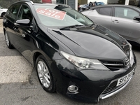 Toyota Auris TOURING SPORT in Down