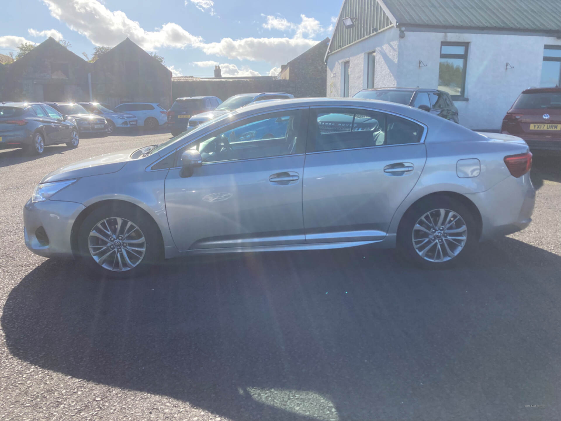 Toyota Avensis DIESEL SALOON in Antrim