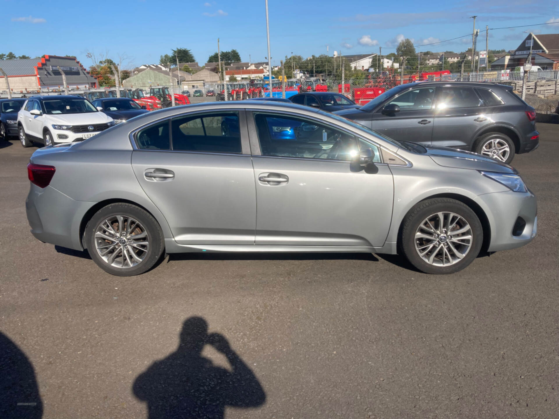 Toyota Avensis DIESEL SALOON in Antrim